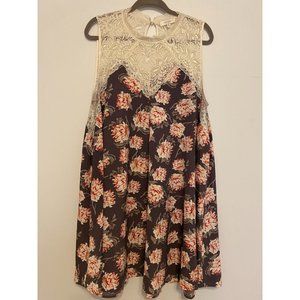 Boutique Lace Floral Dress